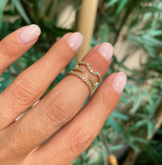 Dea - anello da falange o mignolo in oro 18kt e diamanti