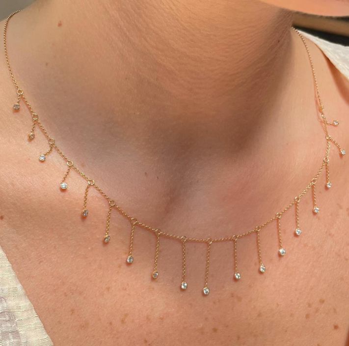 La Yuji - collana in oro 18kt con diamanti pendenti
