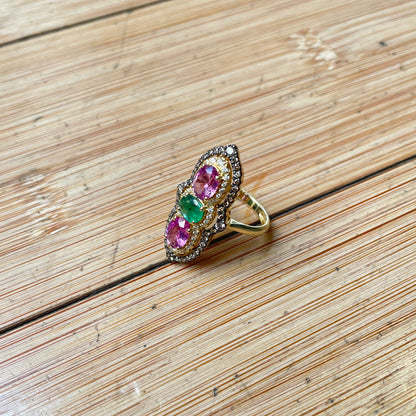 .la jasmine. - anello in or 18kt con diamanti, smeraldo e zaffiri rosa