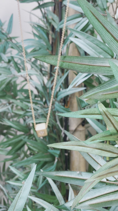 .DaDo. -ciondolo in oro 18kt con diamante