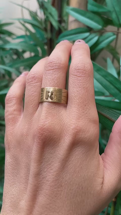 La Luce - anello fascia in oro giallo 18kt