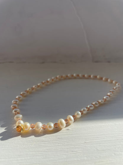 Tou_Lou Lumen Choker