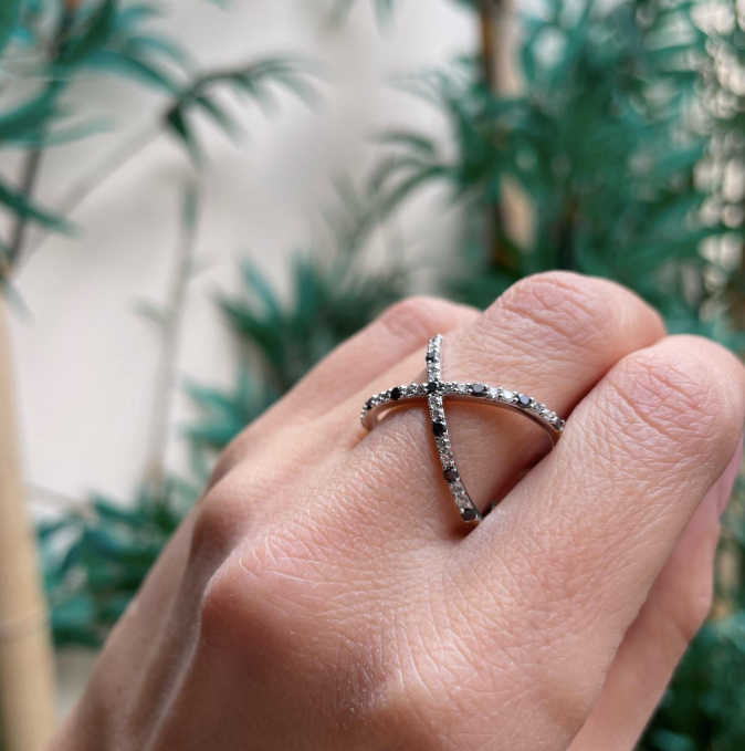 La Ily - anello in oro bianco 18kt