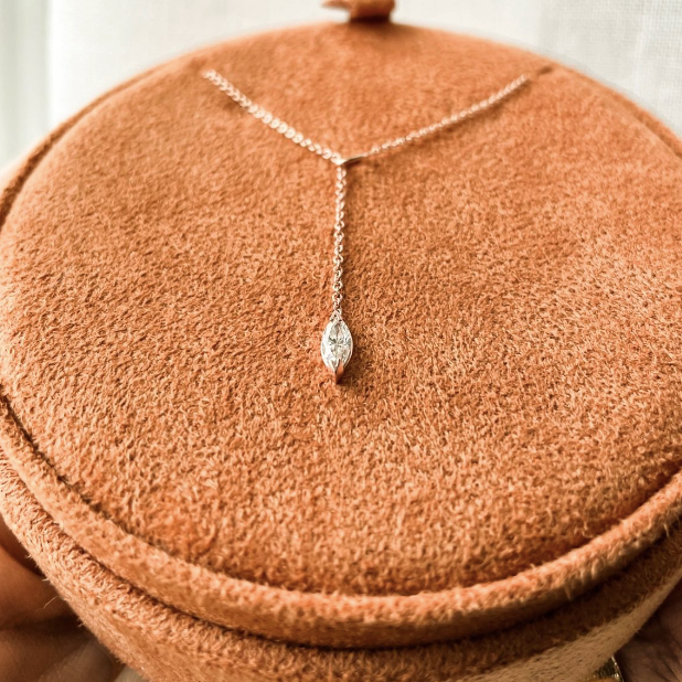 Endless - collana in oro 18kt