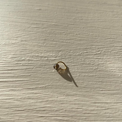 Tou_Lou Shanti piercing